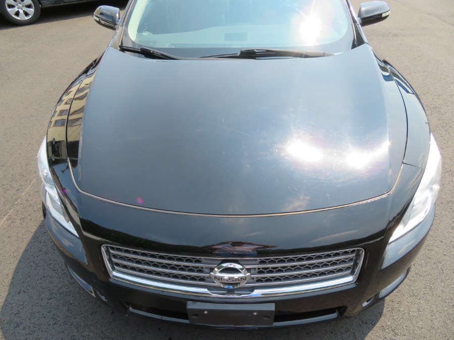 Used Nissan Maxima 4dr Sdn V6 CVT 3.5 SV w/Premium Pkg 2011 | Auto Match LLC. Waterbury, Connecticut Used Nissan Maxima 4dr Sdn V6 CVT 3.5 SV w/Premium Pkg 2011 | Auto Match LLC. Waterbury, Connecticut
