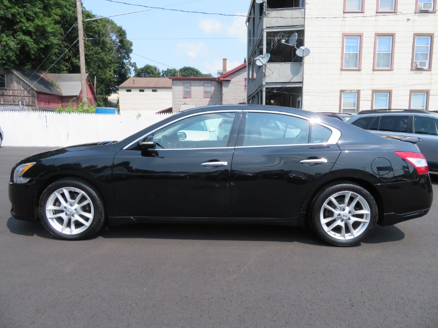 Used Nissan Maxima 4dr Sdn V6 CVT 3.5 SV w/Premium Pkg 2011 | Auto Match LLC. Waterbury, Connecticut Used Nissan Maxima 4dr Sdn V6 CVT 3.5 SV w/Premium Pkg 2011 | Auto Match LLC. Waterbury, Connecticut