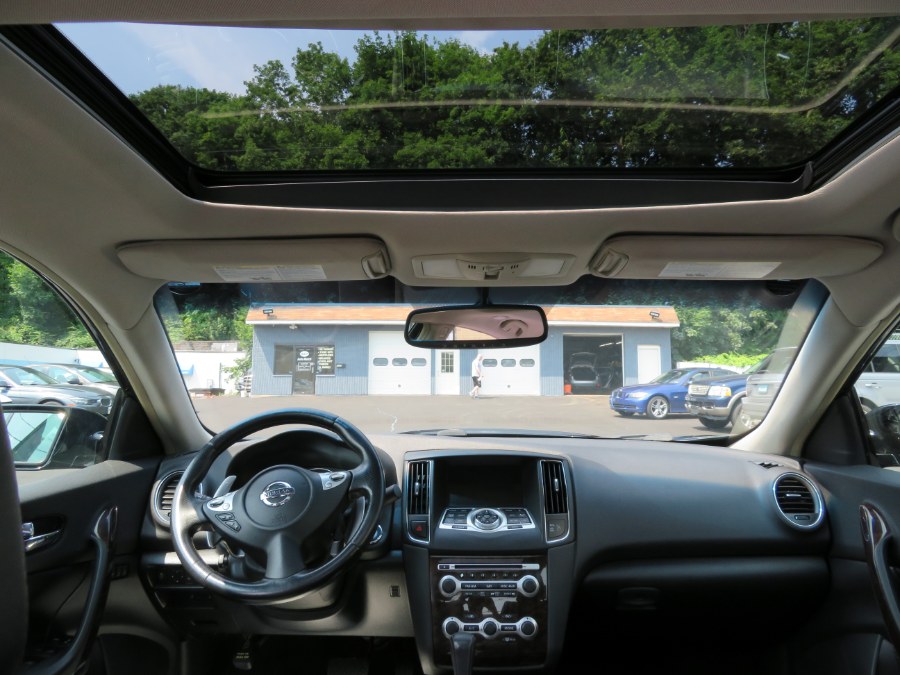 Used Nissan Maxima 4dr Sdn V6 CVT 3.5 SV w/Premium Pkg 2011 | Auto Match LLC. Waterbury, Connecticut Used Nissan Maxima 4dr Sdn V6 CVT 3.5 SV w/Premium Pkg 2011 | Auto Match LLC. Waterbury, Connecticut