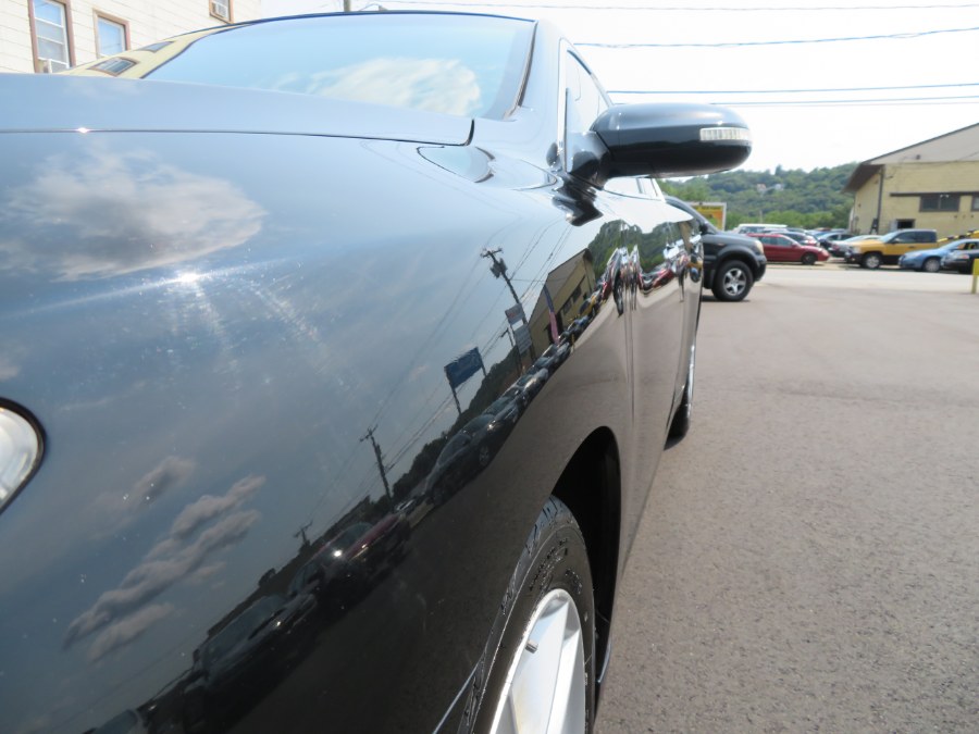 Used Nissan Maxima 4dr Sdn V6 CVT 3.5 SV w/Premium Pkg 2011 | Auto Match LLC. Waterbury, Connecticut Used Nissan Maxima 4dr Sdn V6 CVT 3.5 SV w/Premium Pkg 2011 | Auto Match LLC. Waterbury, Connecticut