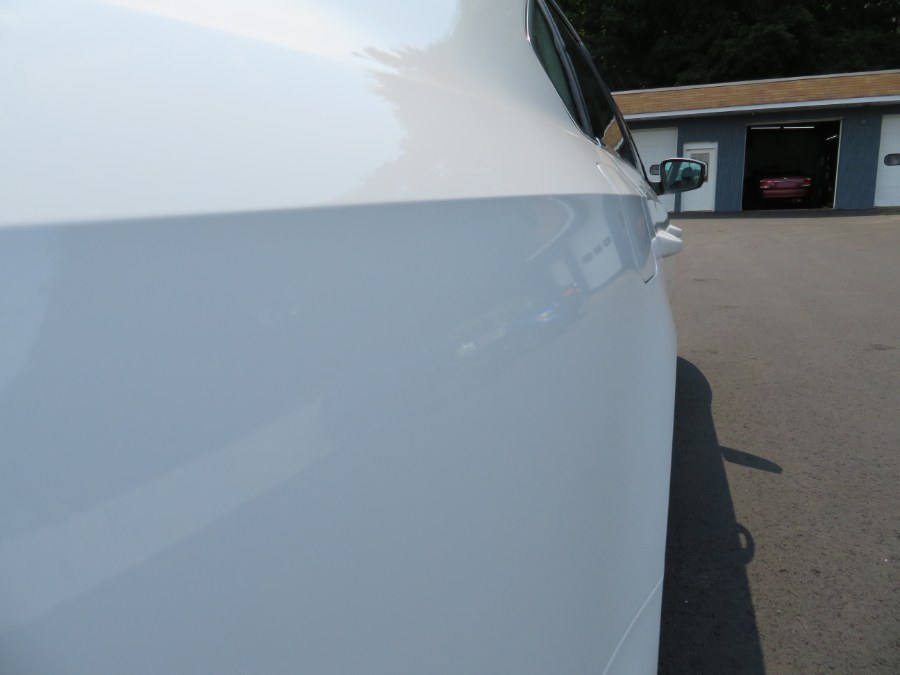 Used Volkswagen Passat 4dr Sdn 2.5L Auto SE w/Sunroof & Nav PZEV 2013 | Auto Match LLC. Waterbury, Connecticut Used Volkswagen Passat 4dr Sdn 2.5L Auto SE w/Sunroof & Nav PZEV 2013 | Auto Match LLC. Waterbury, Connecticut
