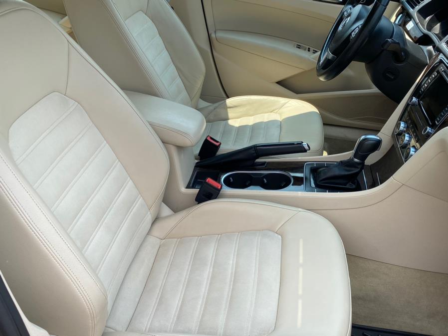 Used Volkswagen Passat 4dr Sdn 2.0L DSG TDI SEL Premium 2014 | Lava Motors 2 Inc. Canton, Connecticut Used Volkswagen Passat 4dr Sdn 2.0L DSG TDI SEL Premium 2014 | Lava Motors 2 Inc. Canton, Connecticut