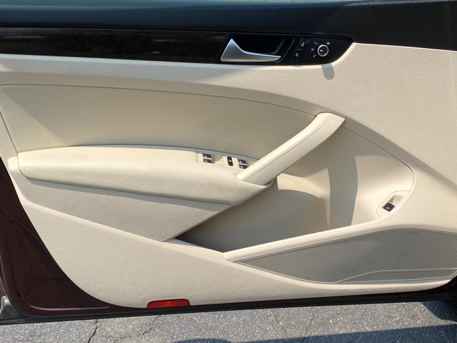 Used Volkswagen Passat 4dr Sdn 2.0L DSG TDI SEL Premium 2014 | Lava Motors 2 Inc. Canton, Connecticut Used Volkswagen Passat 4dr Sdn 2.0L DSG TDI SEL Premium 2014 | Lava Motors 2 Inc. Canton, Connecticut