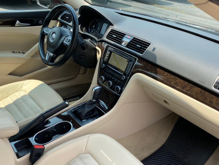 Used Volkswagen Passat 4dr Sdn 2.0L DSG TDI SEL Premium 2014 | Lava Motors 2 Inc. Canton, Connecticut Used Volkswagen Passat 4dr Sdn 2.0L DSG TDI SEL Premium 2014 | Lava Motors 2 Inc. Canton, Connecticut