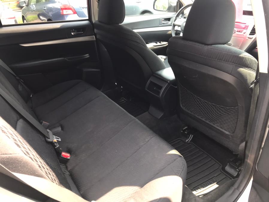 Used Subaru Outback 4dr Wgn H4 Auto 2.5i Prem All-Weathr/Pwr Moon 2010 | Main Auto of Berlin. Berlin, Connecticut Used Subaru Outback 4dr Wgn H4 Auto 2.5i Prem All-Weathr/Pwr Moon 2010 | Main Auto of Berlin. Berlin, Connecticut