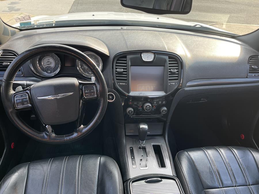 2014 Chrysler 300 4dr Sdn 300S AWD, available for sale in Bronx, New York | New York Motors Group Solutions LLC. Bronx, New York 2014 Chrysler 300 4dr Sdn 300S AWD, available for sale in Bronx, New York | New York Motors Group Solutions LLC. Bronx, New York