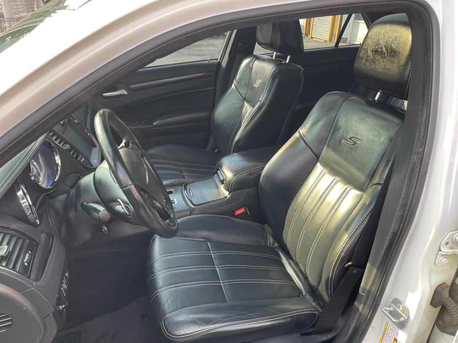 2014 Chrysler 300 4dr Sdn 300S AWD, available for sale in Bronx, New York | New York Motors Group Solutions LLC. Bronx, New York 2014 Chrysler 300 4dr Sdn 300S AWD, available for sale in Bronx, New York | New York Motors Group Solutions LLC. Bronx, New York