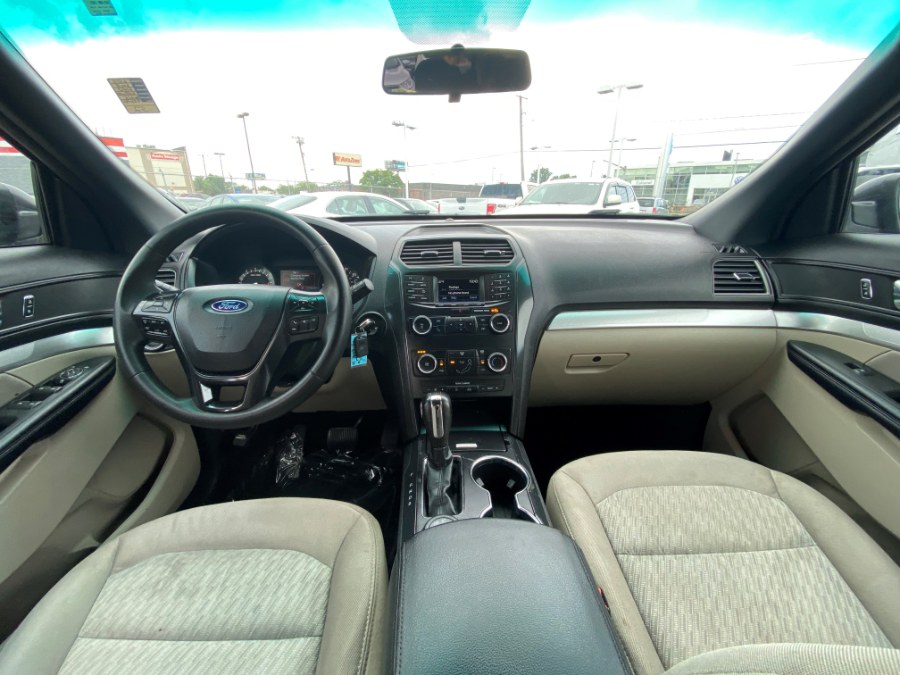 Used Ford Explorer Base 4WD 2018 | Inman Motors Sales. Medford, Massachusetts Used Ford Explorer Base 4WD 2018 | Inman Motors Sales. Medford, Massachusetts