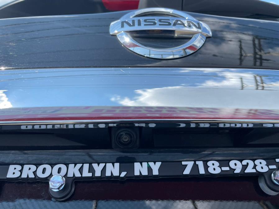 2017 Nissan Pathfinder 4x4 SV, available for sale in Brooklyn, NY