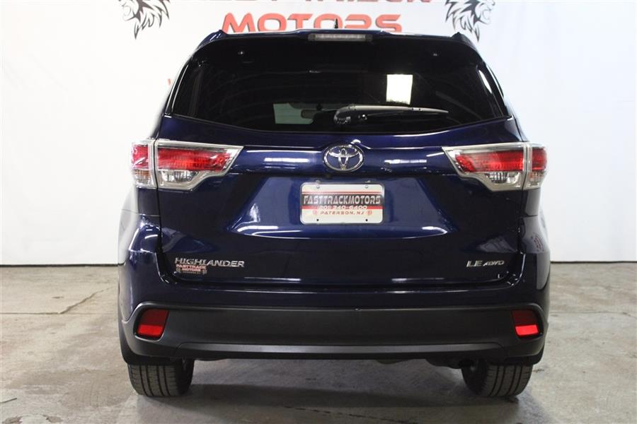 Used Toyota Highlander LE 2016 | Fast Track Motors. Paterson, New Jersey Used Toyota Highlander LE 2016 | Fast Track Motors. Paterson, New Jersey