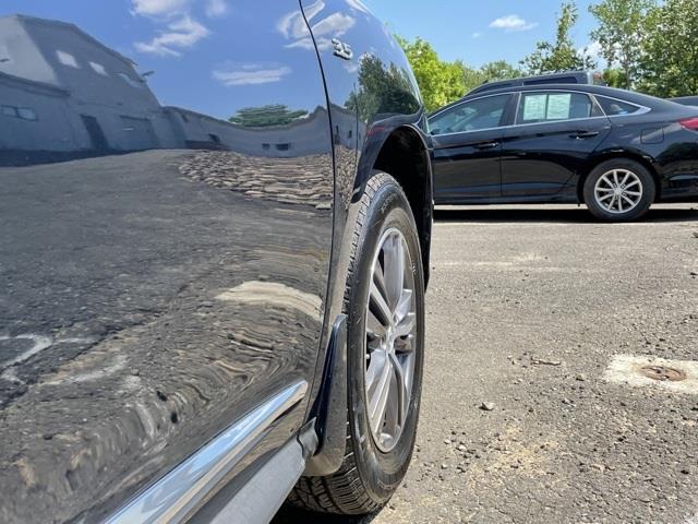 Used Infiniti Qx60 Base 2017 | Blasius Federal Road. Brookfield, Connecticut Used Infiniti Qx60 Base 2017 | Blasius Federal Road. Brookfield, Connecticut