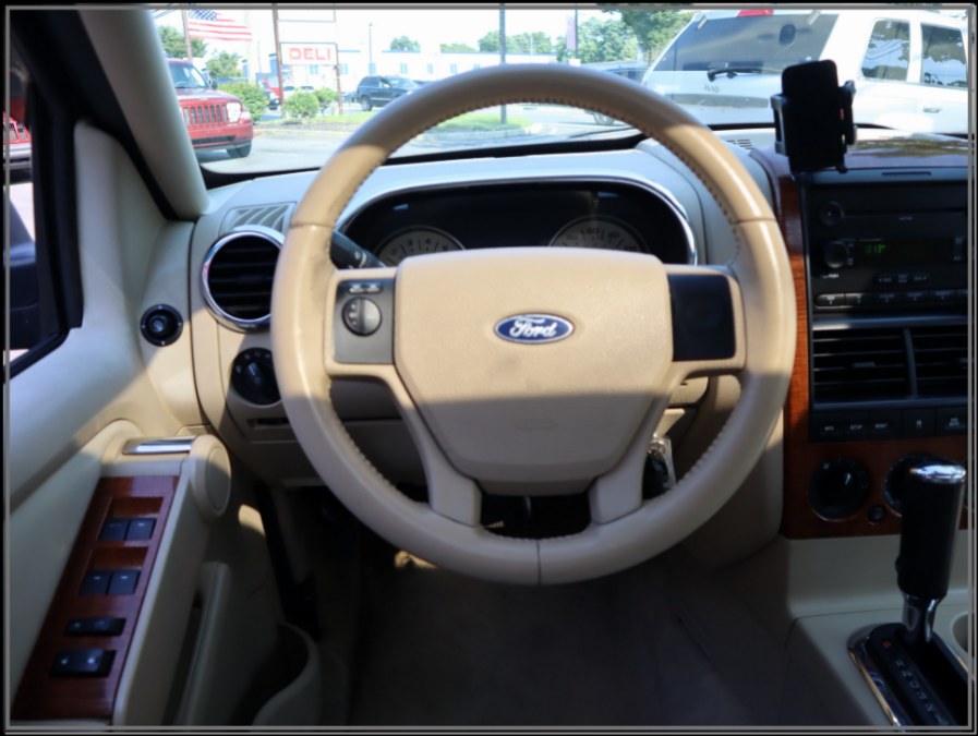 2006 Ford Explorer 4dr 114" WB 4.0L Eddie Bauer 4WD, available for sale in Huntington Station, New York | My Auto Inc.. Huntington Station, New York 2006 Ford Explorer 4dr 114" WB 4.0L Eddie Bauer 4WD, available for sale in Huntington Station, New York | My Auto Inc.. Huntington Station, New York