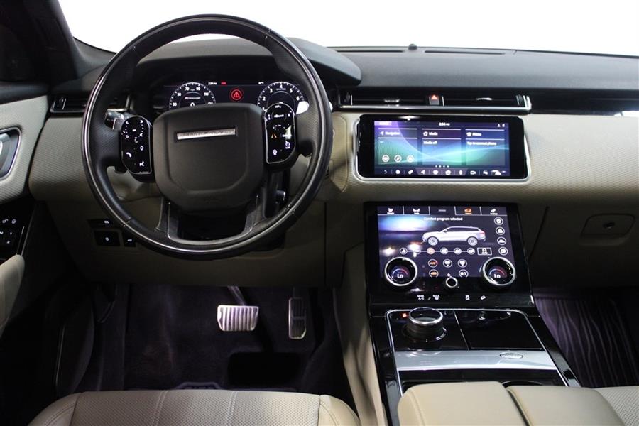 Used Land Rover Range Rover Velar R-DYNAMIC SE 2018 | Fast Track Motors. Paterson, New Jersey Used Land Rover Range Rover Velar R-DYNAMIC SE 2018 | Fast Track Motors. Paterson, New Jersey
