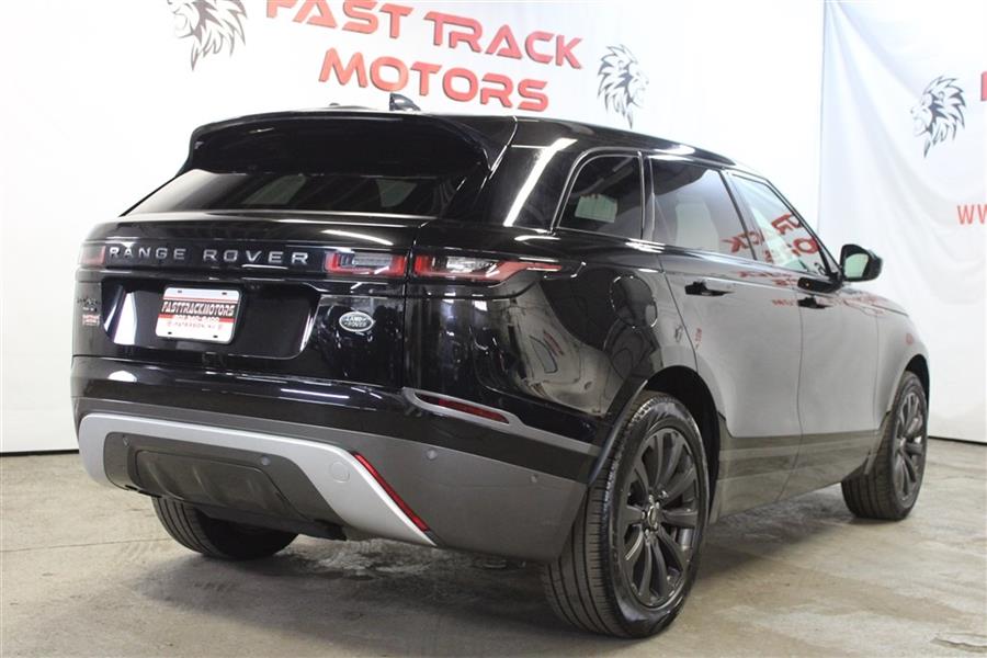 Used Land Rover Range Rover Velar R-DYNAMIC SE 2018 | Fast Track Motors. Paterson, New Jersey Used Land Rover Range Rover Velar R-DYNAMIC SE 2018 | Fast Track Motors. Paterson, New Jersey