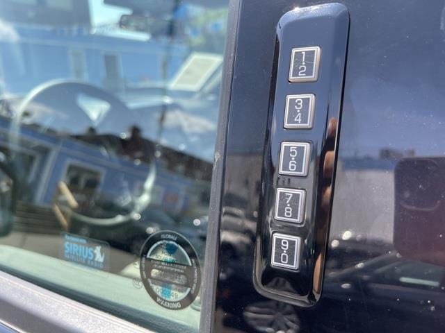 Used Ford F-150 XLT 2017 | Hillside Auto Outlet. Jamaica, New York Used Ford F-150 XLT 2017 | Hillside Auto Outlet. Jamaica, New York