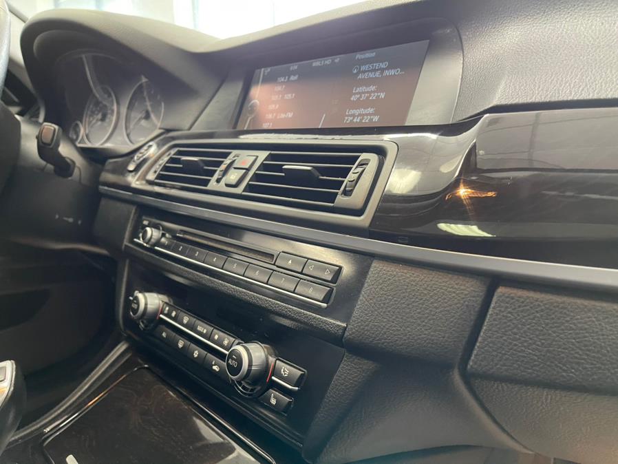 2012 BMW 5 Series 4dr Sdn 535i xDrive AWD, available for sale in Inwood, New York | 5 Towns Drive. Inwood, New York 2012 BMW 5 Series 4dr Sdn 535i xDrive AWD, available for sale in Inwood, New York | 5 Towns Drive. Inwood, New York