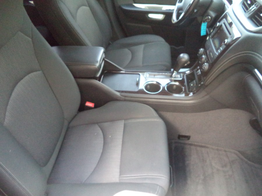 Used Chevrolet Traverse AWD 4dr LT w/1LT 2015 | Riverside Motorcars, LLC. Naugatuck, Connecticut Used Chevrolet Traverse AWD 4dr LT w/1LT 2015 | Riverside Motorcars, LLC. Naugatuck, Connecticut