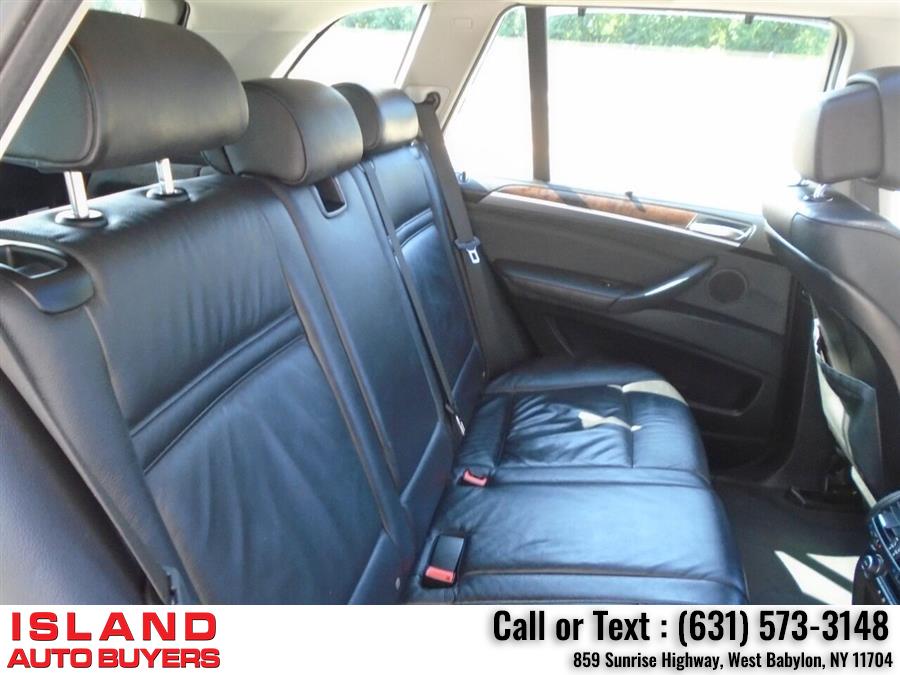 Used BMW X5 xDrive35i Premium AWD 4dr SUV 2012 | Island Auto Buyers. West Babylon, New York Used BMW X5 xDrive35i Premium AWD 4dr SUV 2012 | Island Auto Buyers. West Babylon, New York