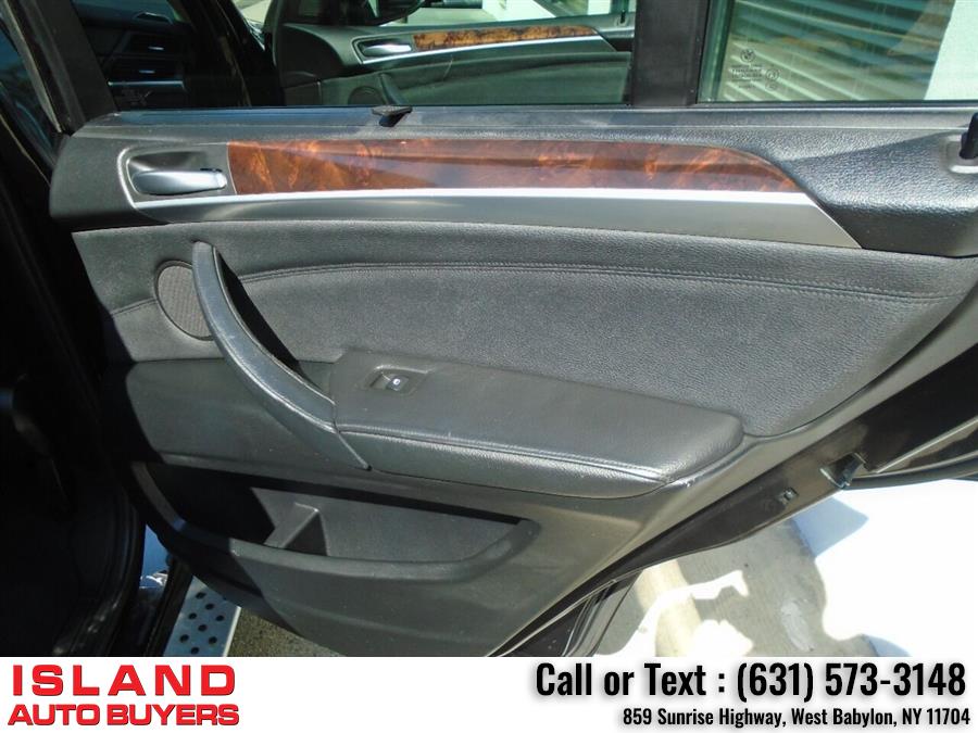 Used BMW X5 xDrive35i Premium AWD 4dr SUV 2012 | Island Auto Buyers. West Babylon, New York Used BMW X5 xDrive35i Premium AWD 4dr SUV 2012 | Island Auto Buyers. West Babylon, New York