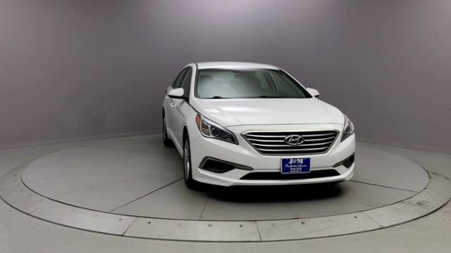 Used Hyundai Sonata 4dr Sdn 2.4L SE PZEV 2016 | J&M Automotive Sls&Svc LLC. Naugatuck, Connecticut Used Hyundai Sonata 4dr Sdn 2.4L SE PZEV 2016 | J&M Automotive Sls&Svc LLC. Naugatuck, Connecticut
