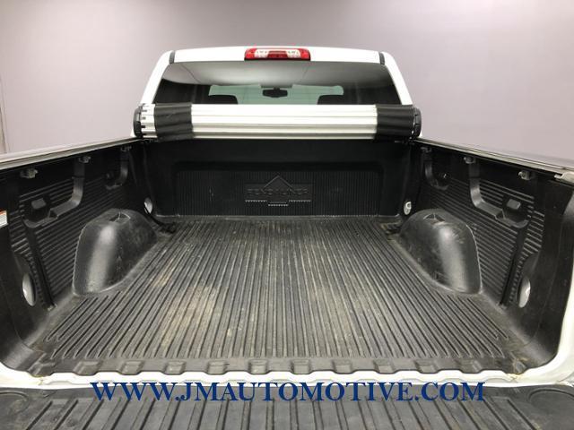 2018 Chevrolet Silverado 1500 4WD Crew Cab 143.5 LT w/1LT, available for sale in Naugatuck, Connecticut | J&M Automotive Sls&Svc LLC. Naugatuck, Connecticut 2018 Chevrolet Silverado 1500 4WD Crew Cab 143.5 LT w/1LT, available for sale in Naugatuck, Connecticut | J&M Automotive Sls&Svc LLC. Naugatuck, Connecticut