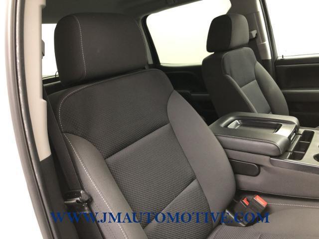 2018 Chevrolet Silverado 1500 4WD Crew Cab 143.5 LT w/1LT, available for sale in Naugatuck, Connecticut | J&M Automotive Sls&Svc LLC. Naugatuck, Connecticut 2018 Chevrolet Silverado 1500 4WD Crew Cab 143.5 LT w/1LT, available for sale in Naugatuck, Connecticut | J&M Automotive Sls&Svc LLC. Naugatuck, Connecticut