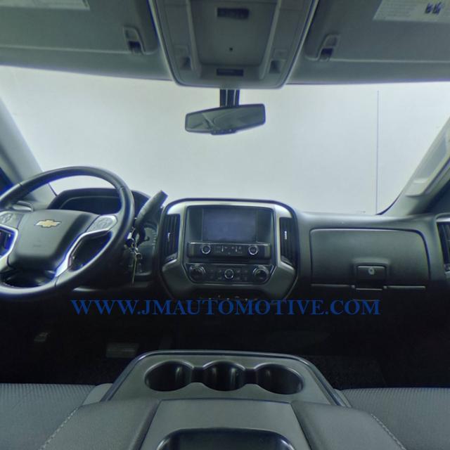 2018 Chevrolet Silverado 1500 4WD Crew Cab 143.5 LT w/1LT, available for sale in Naugatuck, Connecticut | J&M Automotive Sls&Svc LLC. Naugatuck, Connecticut 2018 Chevrolet Silverado 1500 4WD Crew Cab 143.5 LT w/1LT, available for sale in Naugatuck, Connecticut | J&M Automotive Sls&Svc LLC. Naugatuck, Connecticut
