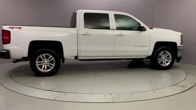 2018 Chevrolet Silverado 1500 4WD Crew Cab 143.5 LT w/1LT, available for sale in Naugatuck, Connecticut | J&M Automotive Sls&Svc LLC. Naugatuck, Connecticut 2018 Chevrolet Silverado 1500 4WD Crew Cab 143.5 LT w/1LT, available for sale in Naugatuck, Connecticut | J&M Automotive Sls&Svc LLC. Naugatuck, Connecticut