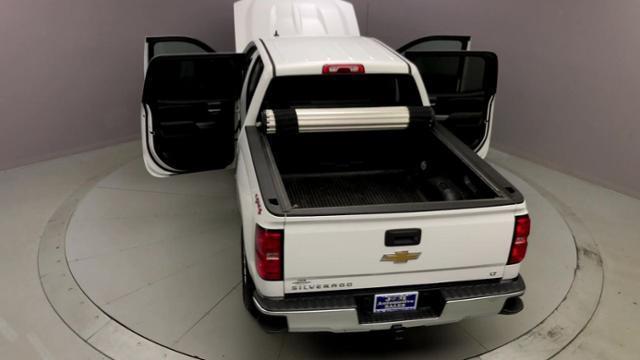 2018 Chevrolet Silverado 1500 4WD Crew Cab 143.5 LT w/1LT, available for sale in Naugatuck, Connecticut | J&M Automotive Sls&Svc LLC. Naugatuck, Connecticut 2018 Chevrolet Silverado 1500 4WD Crew Cab 143.5 LT w/1LT, available for sale in Naugatuck, Connecticut | J&M Automotive Sls&Svc LLC. Naugatuck, Connecticut