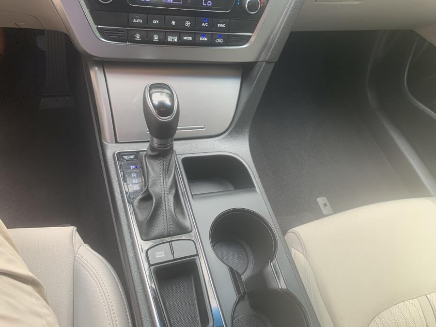 Used Hyundai Sonata Hybrid 4dr Sdn SE 2016 | TJ Motors. New London, Connecticut Used Hyundai Sonata Hybrid 4dr Sdn SE 2016 | TJ Motors. New London, Connecticut