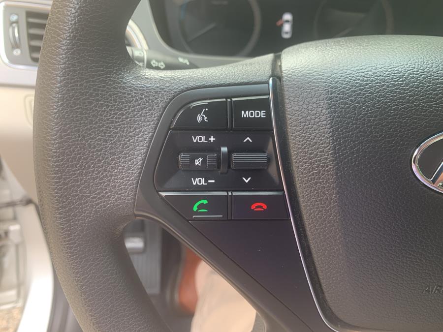 Used Hyundai Sonata Hybrid 4dr Sdn SE 2016 | TJ Motors. New London, Connecticut Used Hyundai Sonata Hybrid 4dr Sdn SE 2016 | TJ Motors. New London, Connecticut