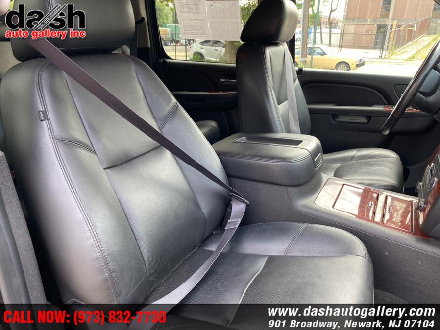 Used Chevrolet Suburban 4WD 4dr 1500 LTZ 2013 | Dash Auto Gallery Inc.. Newark, New Jersey Used Chevrolet Suburban 4WD 4dr 1500 LTZ 2013 | Dash Auto Gallery Inc.. Newark, New Jersey