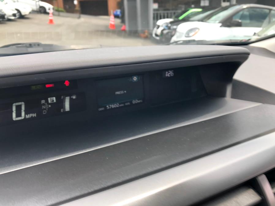 Used Toyota Prius V Five Advanced Tech Pkg 2016 | Green Light Auto Wholesale. Daly City, California Used Toyota Prius V Five Advanced Tech Pkg 2016 | Green Light Auto Wholesale. Daly City, California