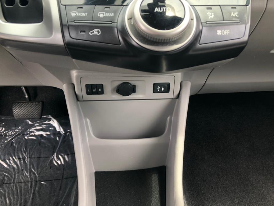 Used Toyota Prius V Five Advanced Tech Pkg 2016 | Green Light Auto Wholesale. Daly City, California Used Toyota Prius V Five Advanced Tech Pkg 2016 | Green Light Auto Wholesale. Daly City, California