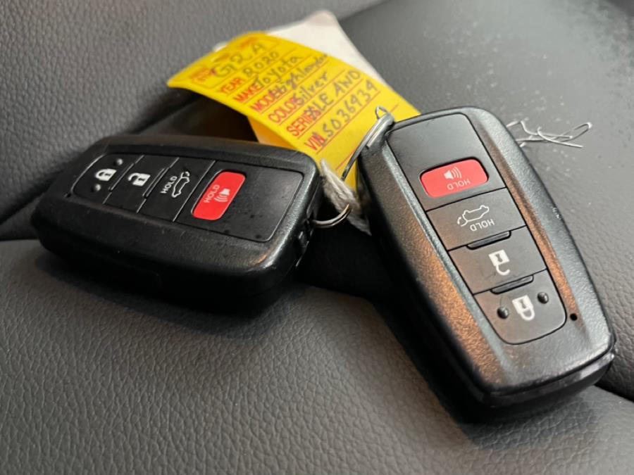Used Toyota Highlander XLE AWD (Natl) 2020 | 5 Towns Drive. Inwood, New York Used Toyota Highlander XLE AWD (Natl) 2020 | 5 Towns Drive. Inwood, New York
