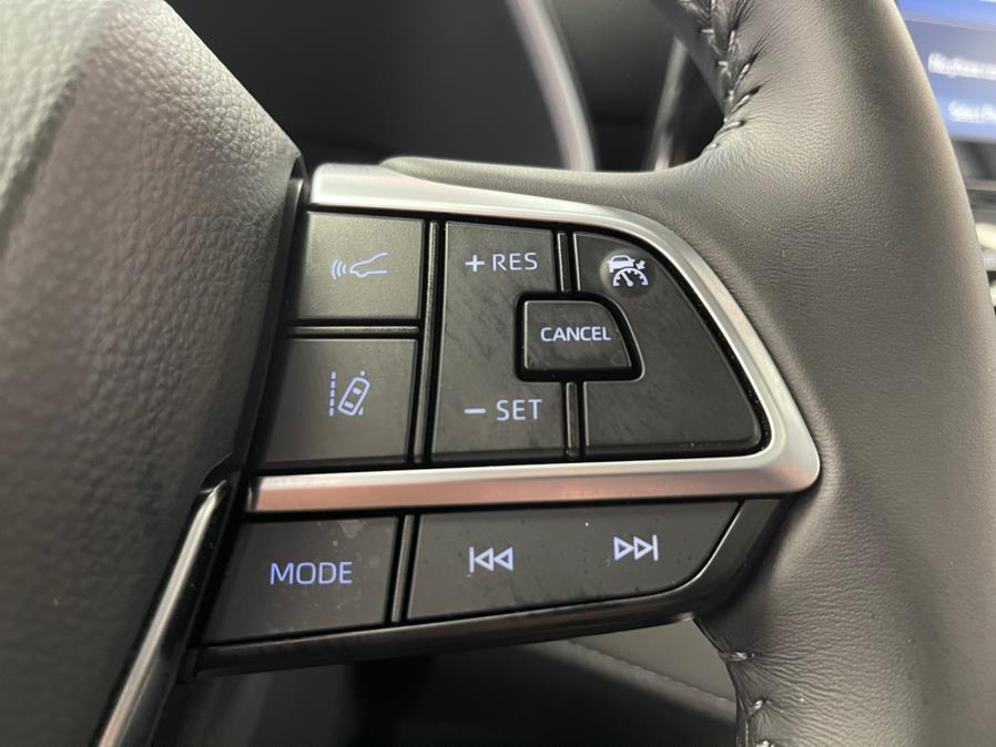 Used Toyota Highlander XLE AWD (Natl) 2020 | 5 Towns Drive. Inwood, New York Used Toyota Highlander XLE AWD (Natl) 2020 | 5 Towns Drive. Inwood, New York