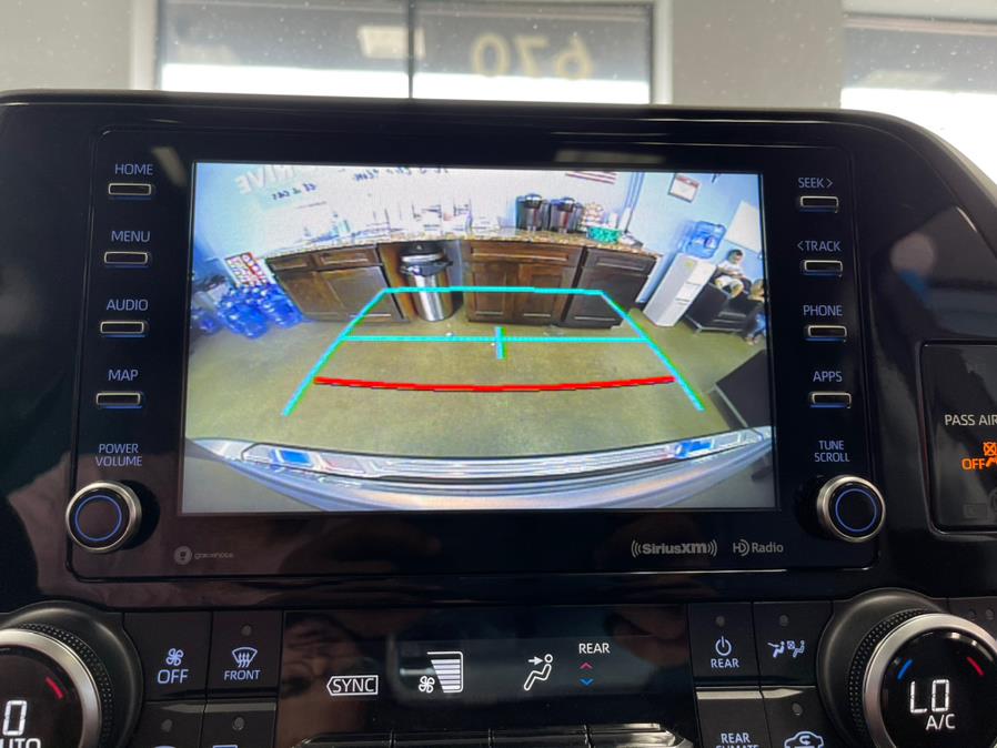Used Toyota Highlander XLE AWD (Natl) 2020 | 5 Towns Drive. Inwood, New York Used Toyota Highlander XLE AWD (Natl) 2020 | 5 Towns Drive. Inwood, New York