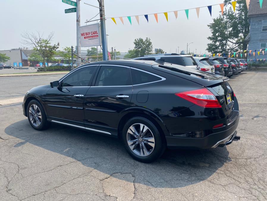 Used Honda Crosstour 4WD V6 5dr EX-L w/Navi 2013 | VEB Auto Sales. Hartford, Connecticut Used Honda Crosstour 4WD V6 5dr EX-L w/Navi 2013 | VEB Auto Sales. Hartford, Connecticut
