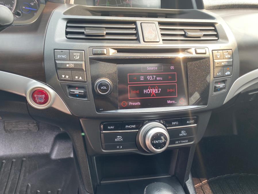 Used Honda Crosstour 4WD V6 5dr EX-L w/Navi 2013 | VEB Auto Sales. Hartford, Connecticut Used Honda Crosstour 4WD V6 5dr EX-L w/Navi 2013 | VEB Auto Sales. Hartford, Connecticut