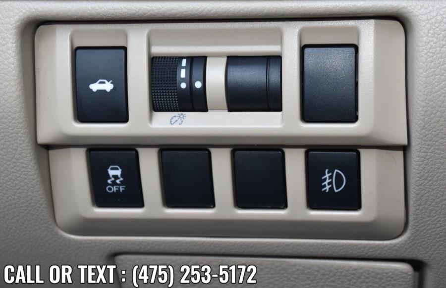 Used Subaru Legacy 2.5i Premium 2017 | Highline Car Connection. Waterbury, Connecticut Used Subaru Legacy 2.5i Premium 2017 | Highline Car Connection. Waterbury, Connecticut