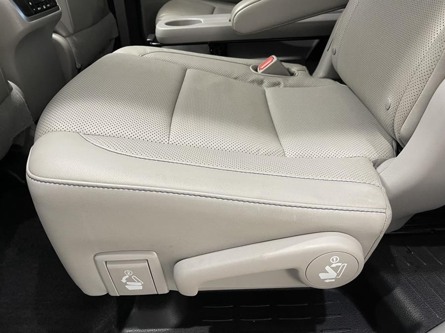 Used Toyota Highlander Limited 4dr SUV 2015 | Elite Imports LLC. West Chester, Ohio Used Toyota Highlander Limited 4dr SUV 2015 | Elite Imports LLC. West Chester, Ohio