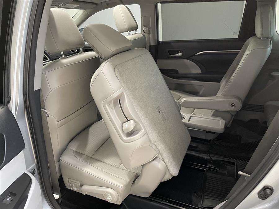 Used Toyota Highlander Limited 4dr SUV 2015 | Elite Imports LLC. West Chester, Ohio Used Toyota Highlander Limited 4dr SUV 2015 | Elite Imports LLC. West Chester, Ohio