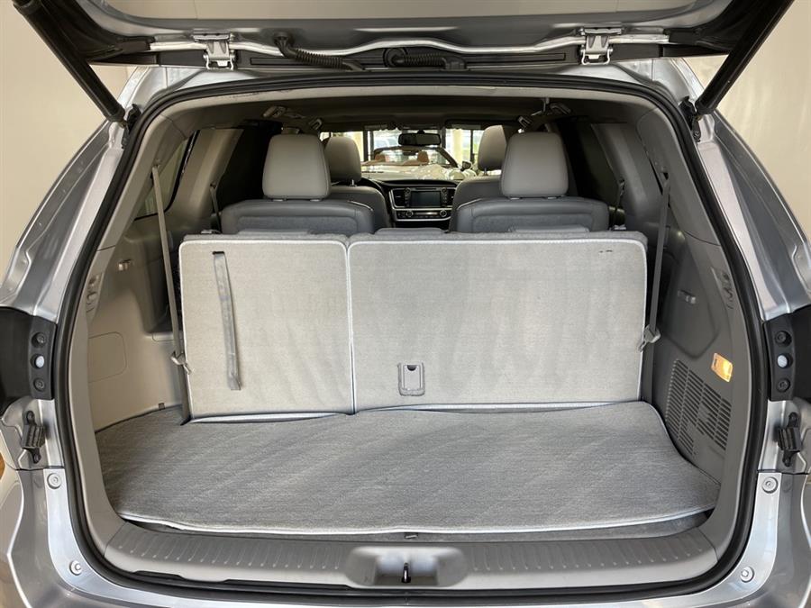 Used Toyota Highlander Limited 4dr SUV 2015 | Elite Imports LLC. West Chester, Ohio Used Toyota Highlander Limited 4dr SUV 2015 | Elite Imports LLC. West Chester, Ohio