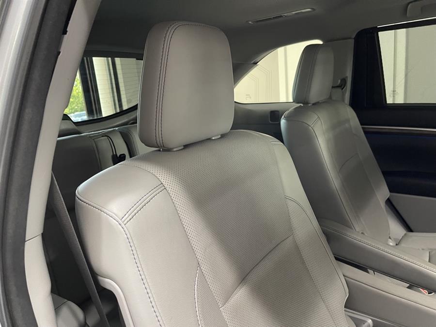 Used Toyota Highlander Limited 4dr SUV 2015 | Elite Imports LLC. West Chester, Ohio Used Toyota Highlander Limited 4dr SUV 2015 | Elite Imports LLC. West Chester, Ohio