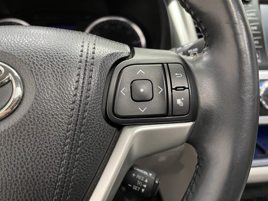 Used Toyota Highlander Limited 4dr SUV 2015 | Elite Imports LLC. West Chester, Ohio Used Toyota Highlander Limited 4dr SUV 2015 | Elite Imports LLC. West Chester, Ohio