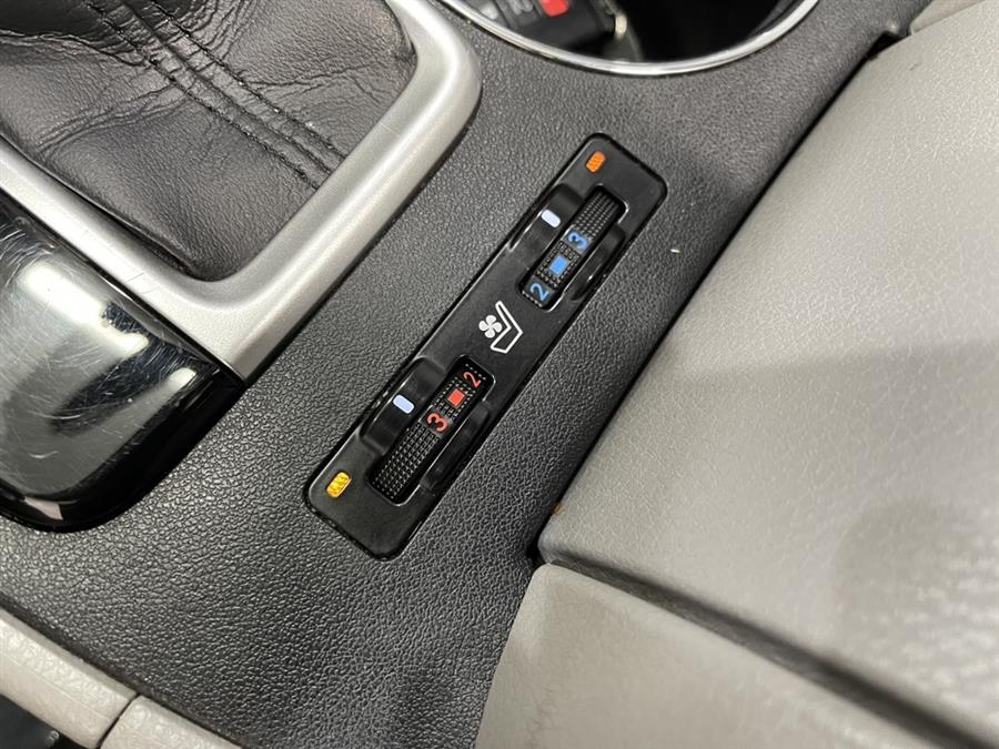 Used Toyota Highlander Limited 4dr SUV 2015 | Elite Imports LLC. West Chester, Ohio Used Toyota Highlander Limited 4dr SUV 2015 | Elite Imports LLC. West Chester, Ohio