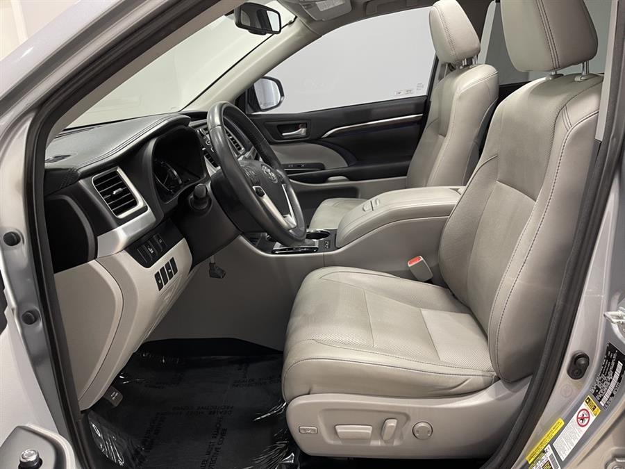 Used Toyota Highlander Limited 4dr SUV 2015 | Elite Imports LLC. West Chester, Ohio Used Toyota Highlander Limited 4dr SUV 2015 | Elite Imports LLC. West Chester, Ohio