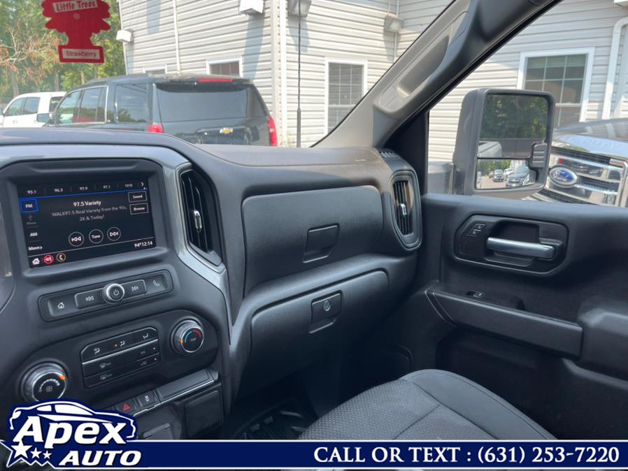 2020 Chevrolet Silverado 3500HD 4WD Crew Cab 172" Work Truck, available for sale in Selden, New York | Apex Auto. Selden, New York 2020 Chevrolet Silverado 3500HD 4WD Crew Cab 172" Work Truck, available for sale in Selden, New York | Apex Auto. Selden, New York