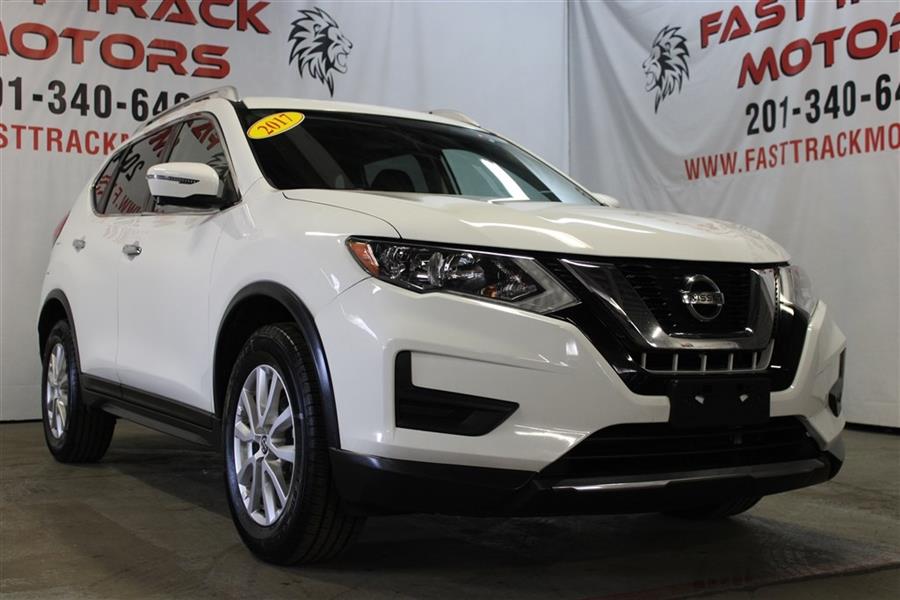 Used Nissan Rogue SV AWD 2017 | Fast Track Motors. Paterson, New Jersey Used Nissan Rogue SV AWD 2017 | Fast Track Motors. Paterson, New Jersey