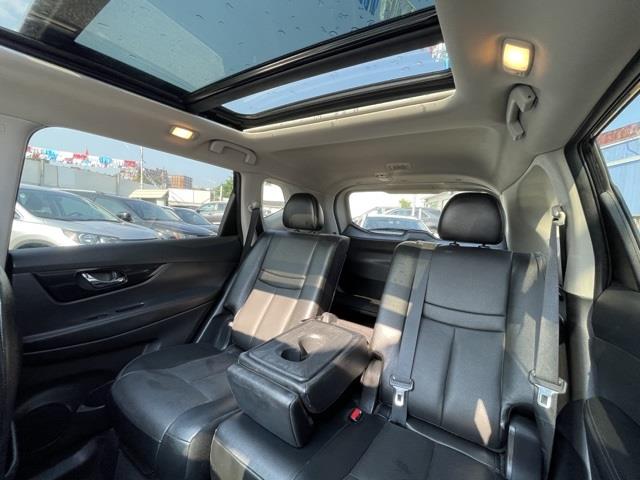 Used Nissan Rogue SL 2017 | Hillside Auto Outlet. Jamaica, New York Used Nissan Rogue SL 2017 | Hillside Auto Outlet. Jamaica, New York
